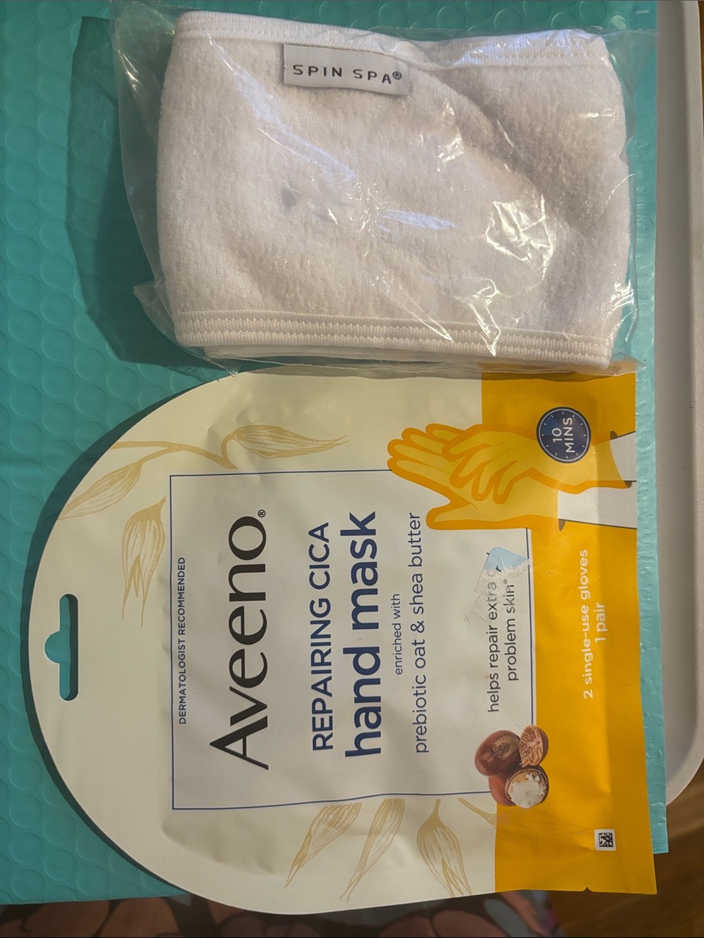 Repairing Cica Hand Mask – White Spin Spa Headband Included Never Used